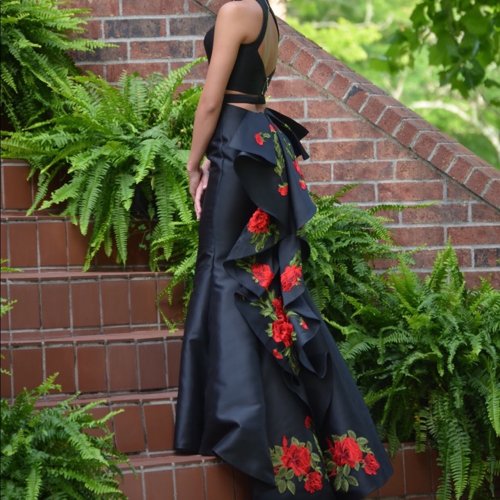 Sherri Hill prom dress